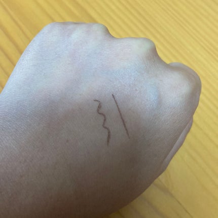 「密着アイライナー」ショート筆リキッド/デジャヴュ/リキッドアイライナーを使ったクチコミ(2枚目)