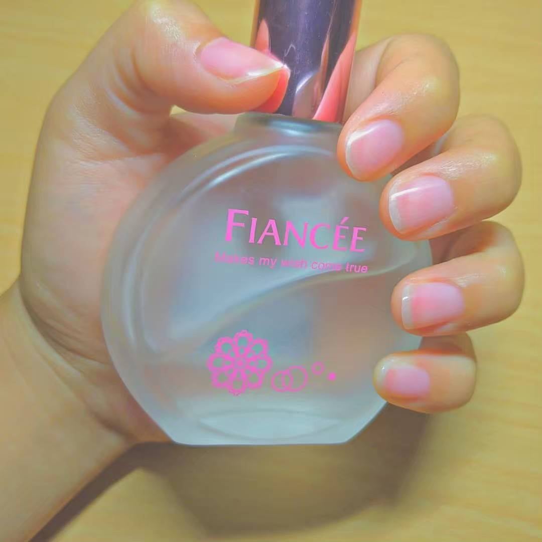 パルファンドトワレ ピュアシャンプーの香り/フィアンセ/香水(レディース)を使ったクチコミ(1枚目)