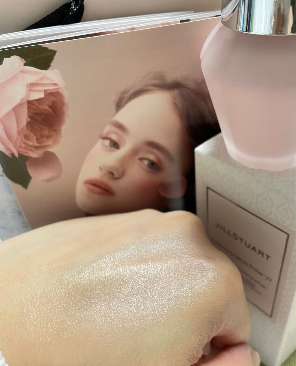 ジルスチュアート イルミネイティング セラムプライマー UV/JILL STUART/化粧下地を使ったクチコミ(2枚目)