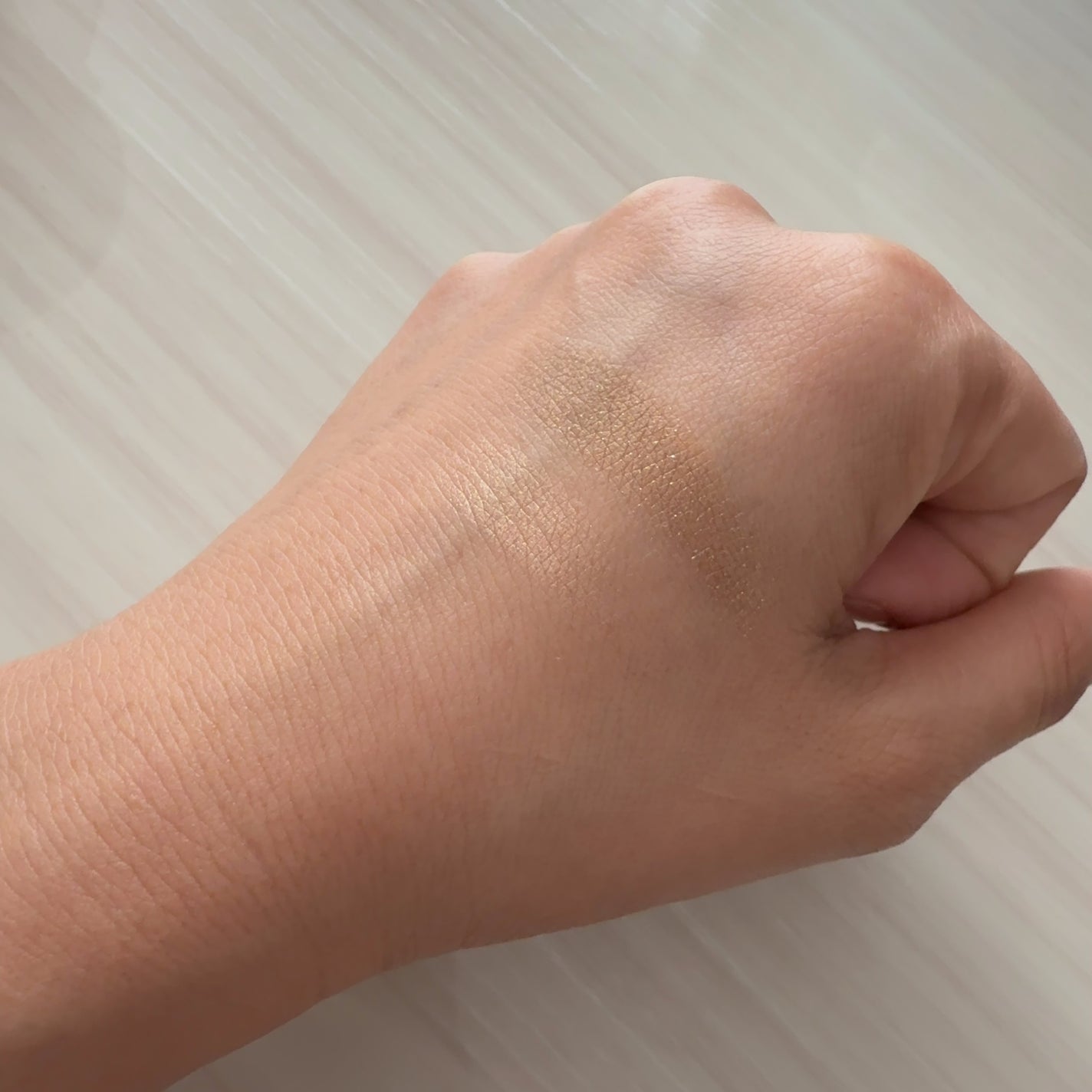 シャドーカスタマイズ/MAJOLICA MAJORCA/単色アイシャドウを使ったクチコミ(4枚目)