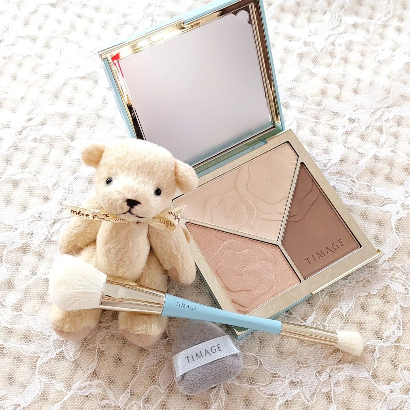 **Smiley** on LIPS 「TIMAGEハイライトシェーディングパレト01お試しさせていた..」(1枚目)