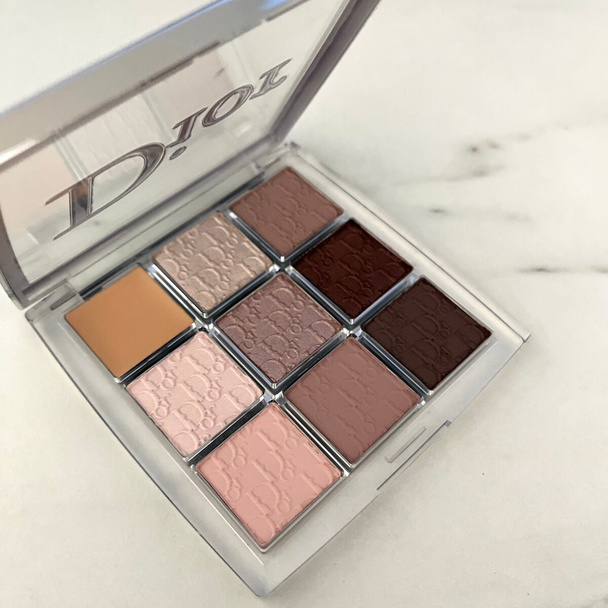 新色レビュー】ディオール バックステージ アイ パレット|Dior 新色レビュー】ディオール バックステージ アイ パレット|Dior