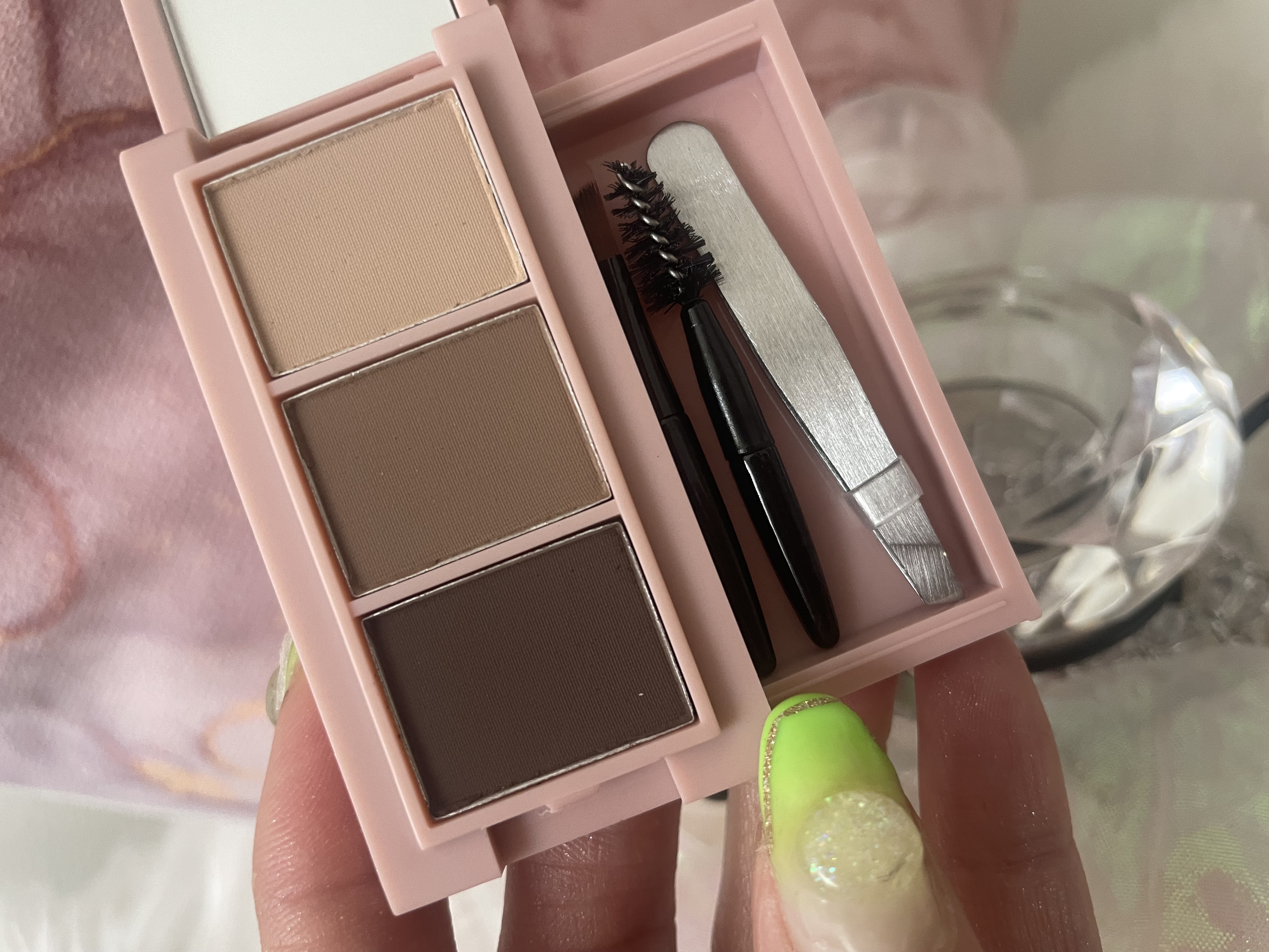 frunflynn マルチパーフェクター アイブロウキット 01 ラテブラウン/frunflynn/パウダーアイブロウを使ったクチコミ（3枚目）