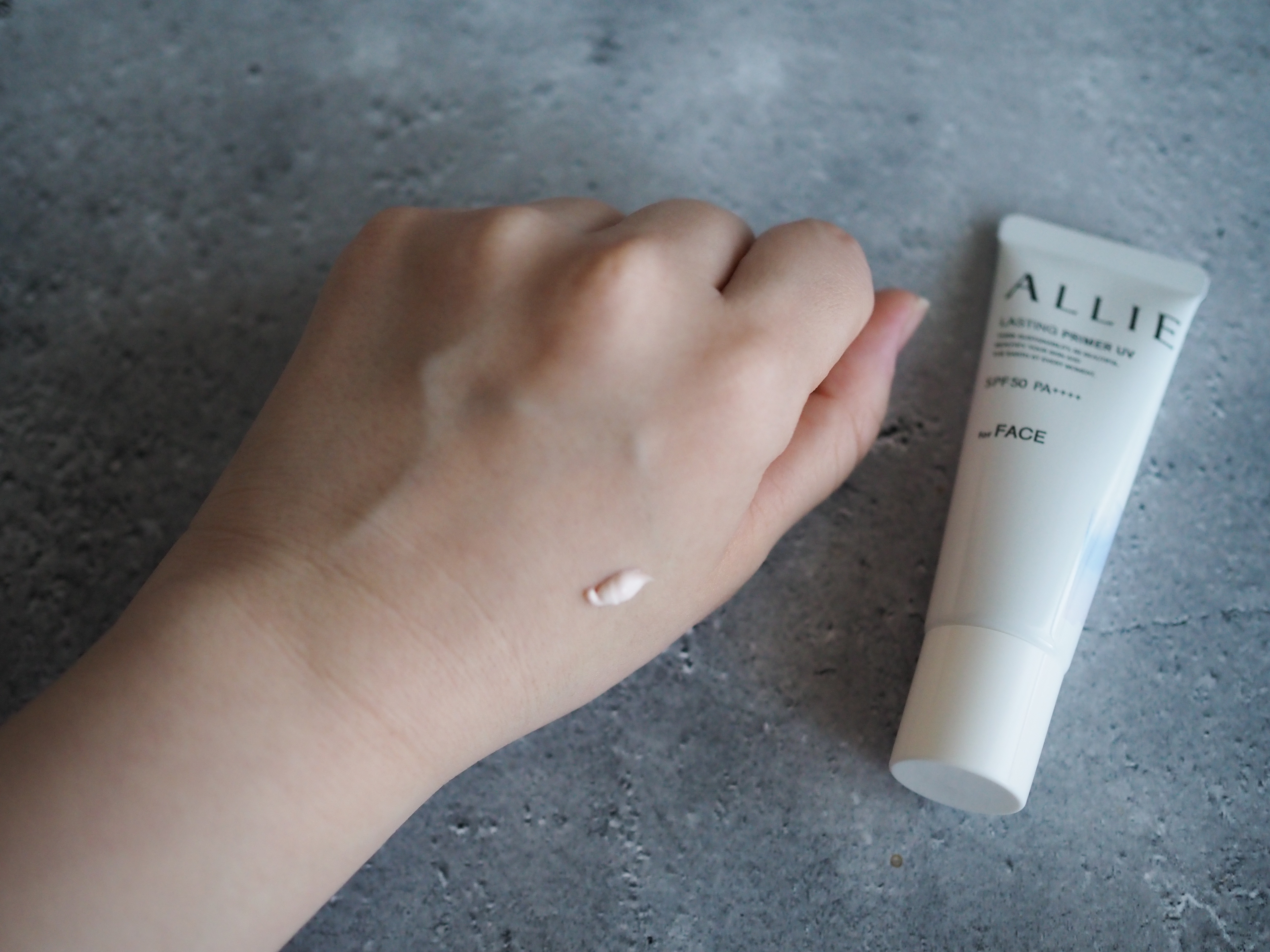 クロノビューティ カラーオンUV/アリィー/日焼け止めクリームを使ったクチコミ（2枚目）