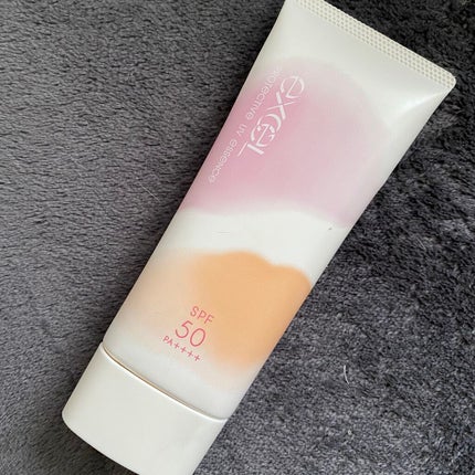 プロテクティブ UVエッセンス 02 ジャスミン&シダー('21)/excel/日焼け止めローションの画像