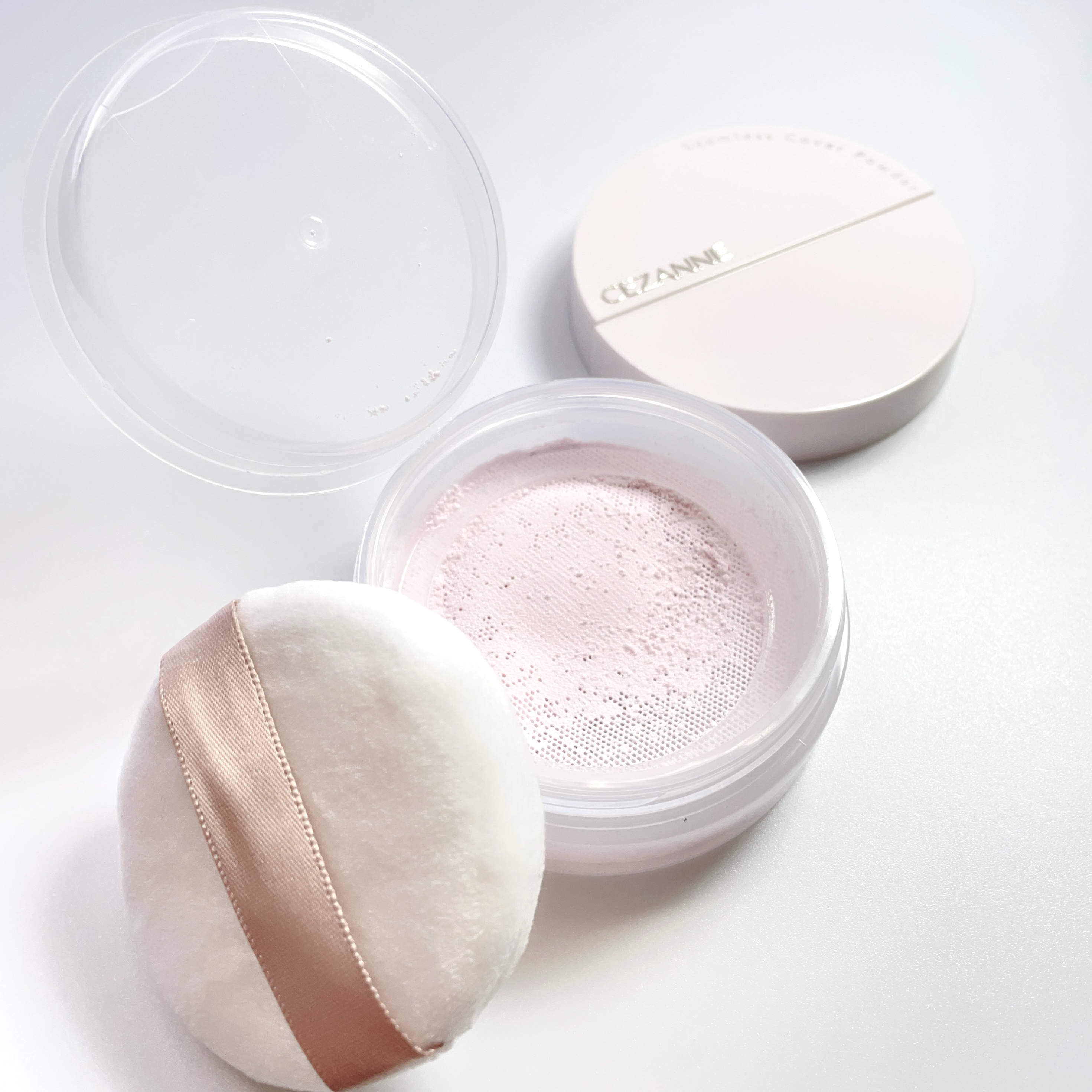 シームレスカバーパウダー/CEZANNE/フェイスパウダーを使ったクチコミ（1枚目）