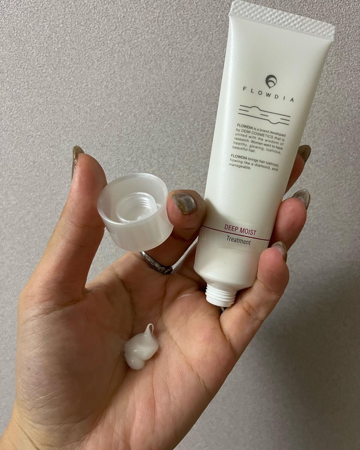 フローディア トリートメント ディープモイスト/FLOWDIA/洗い流すヘアトリートメントを使ったクチコミ(6枚目)