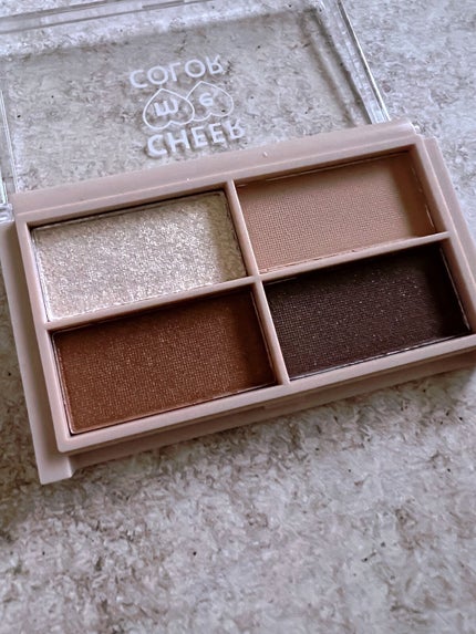 CHEER me COLOR アイシャドウ/セリア/アイシャドウパレットを使ったクチコミ(4枚目)