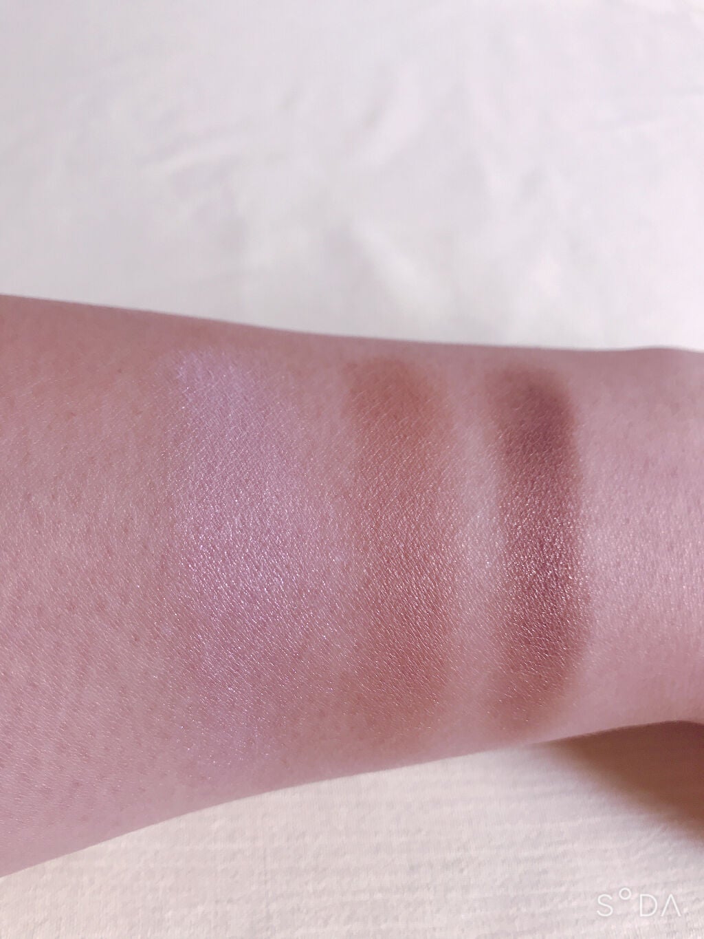 フーミー アイシャドウパレット/WHOMEE/アイシャドウパレットを使ったクチコミ(4枚目)