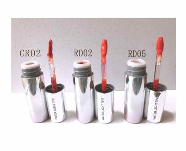 A'PIEU  Water Light Tint [水光ティント]

CR02 アプリコットで切ない
RD02 夢うつつ桃
RD05 薄味トマト

日本製の口紅や色付きグロスを使っても唇の皮がベロベロに