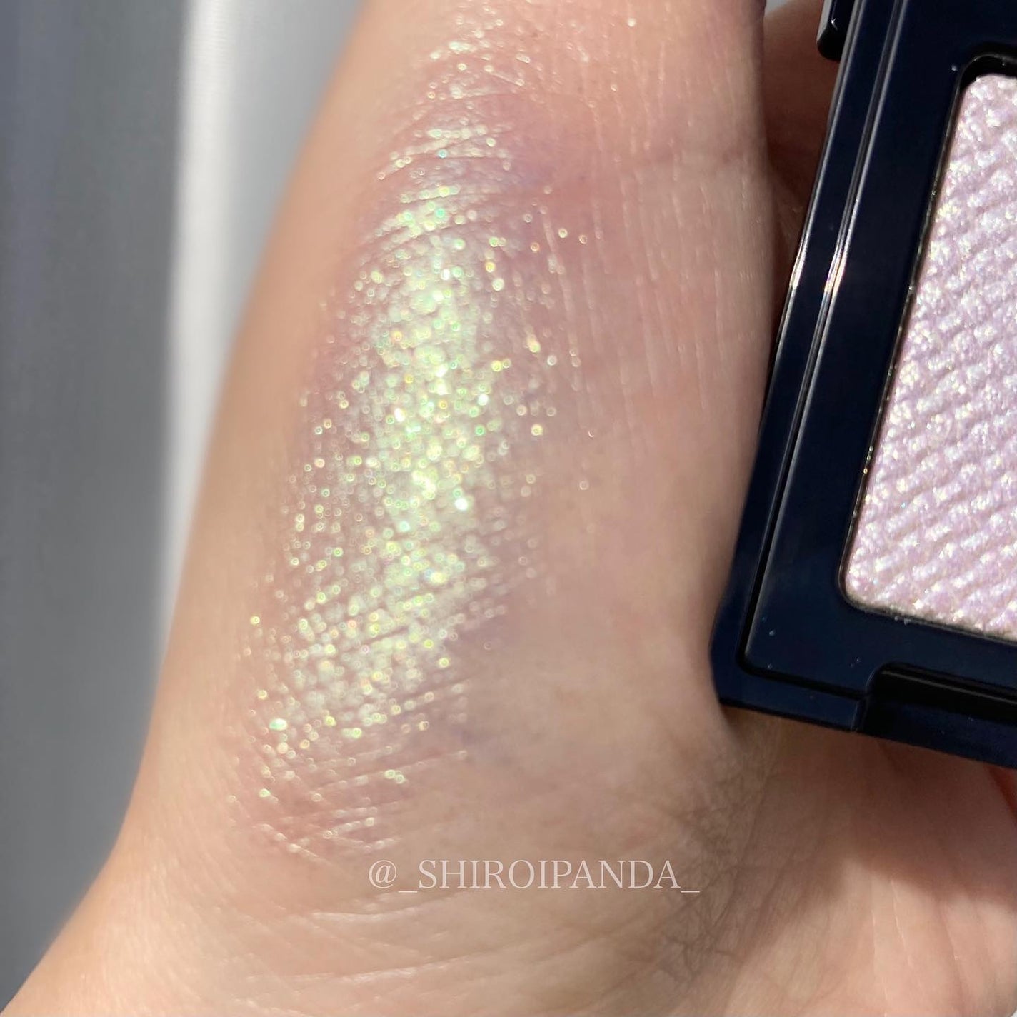 ニューデップスアイシャドウ/hince/単色アイシャドウを使ったクチコミ(5枚目)