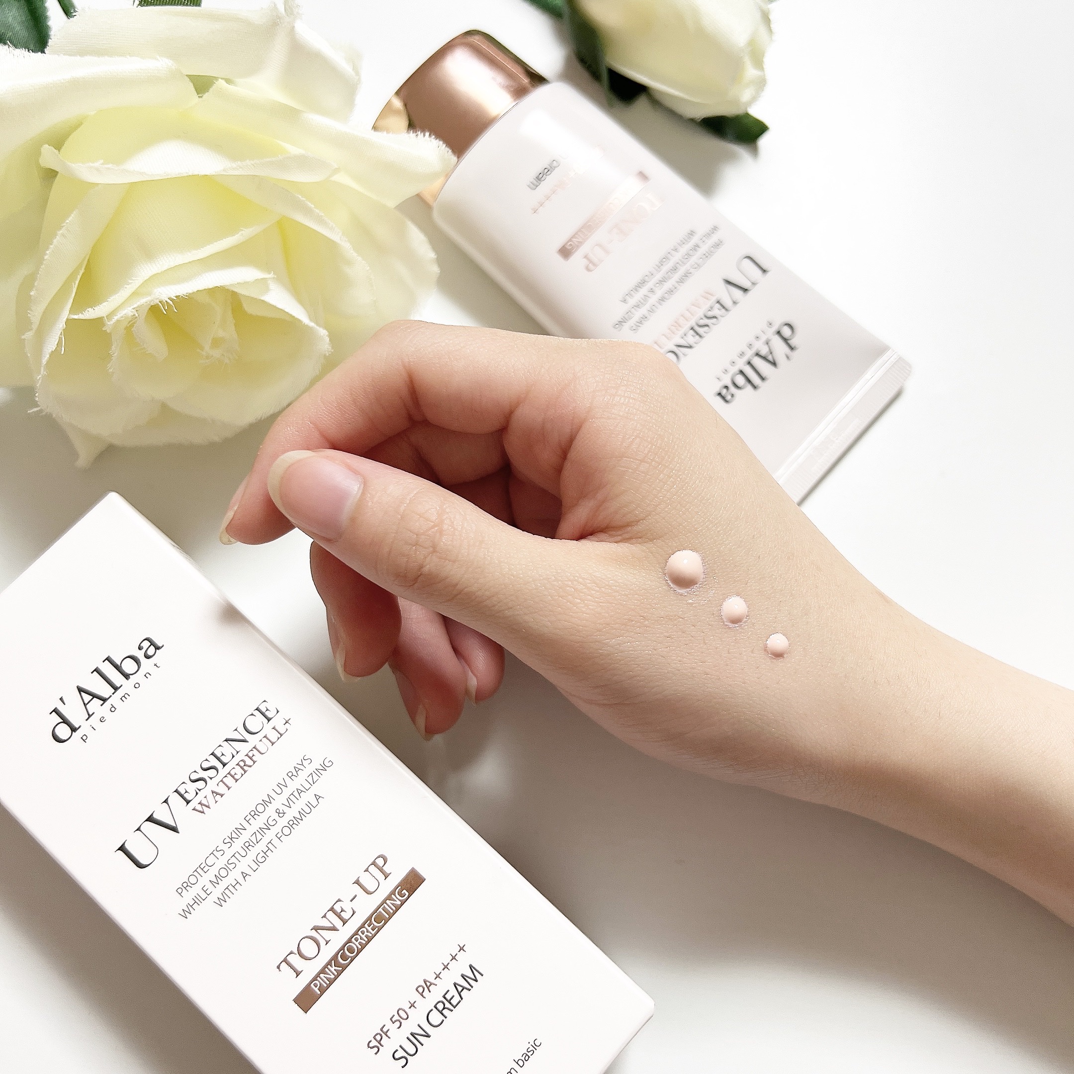 ウォータフルトーンアップサンクリーム/ダルバ/日焼け止めクリームを使ったクチコミ（2枚目）