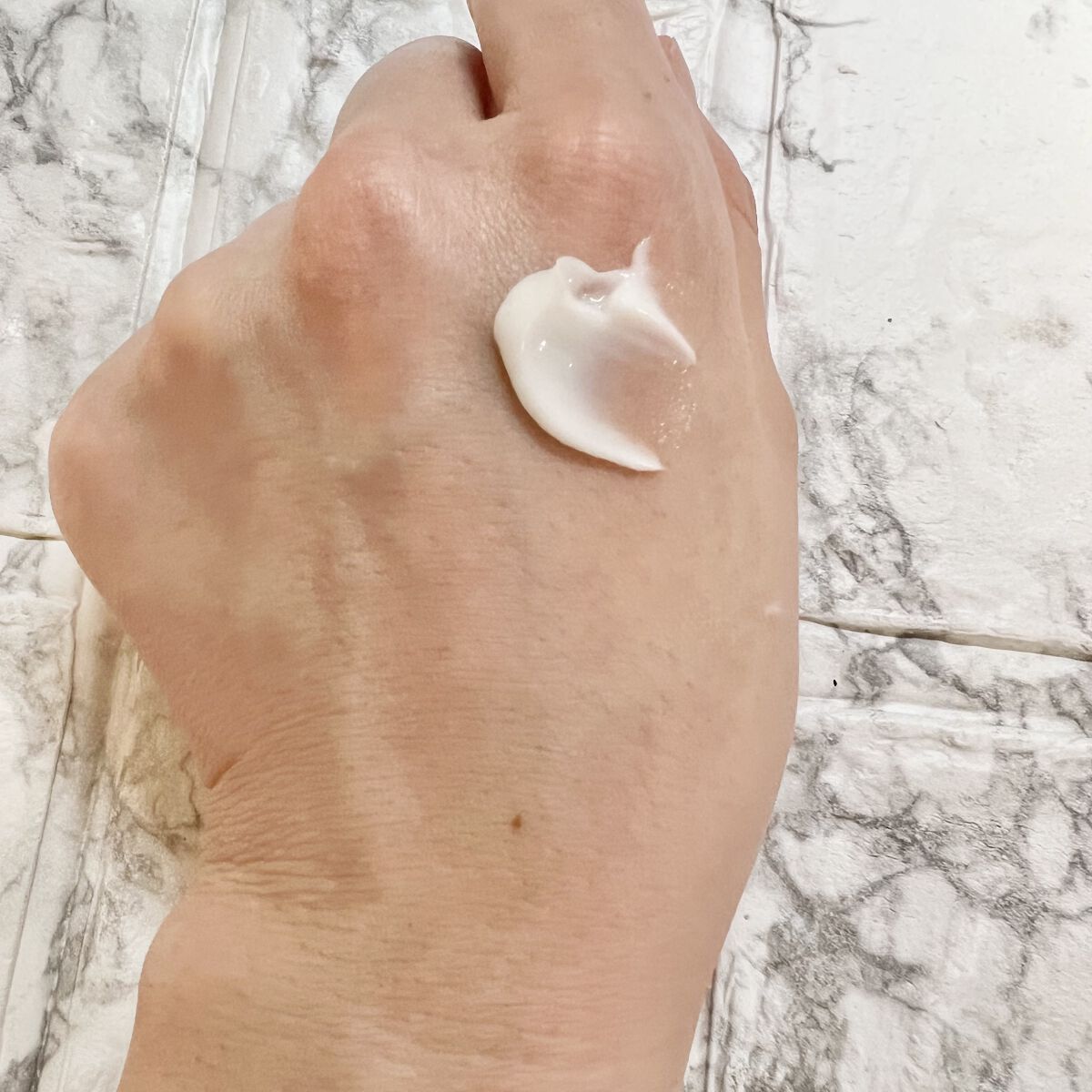 ザマデカクリーム/センテリアン24/フェイスクリームを使ったクチコミ（2枚目）