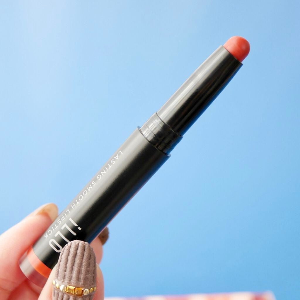 LASTING SMOOTH LIPSTICK(ラスティングスムースリップスティック)/iLLO/口紅を使ったクチコミ(7枚目)