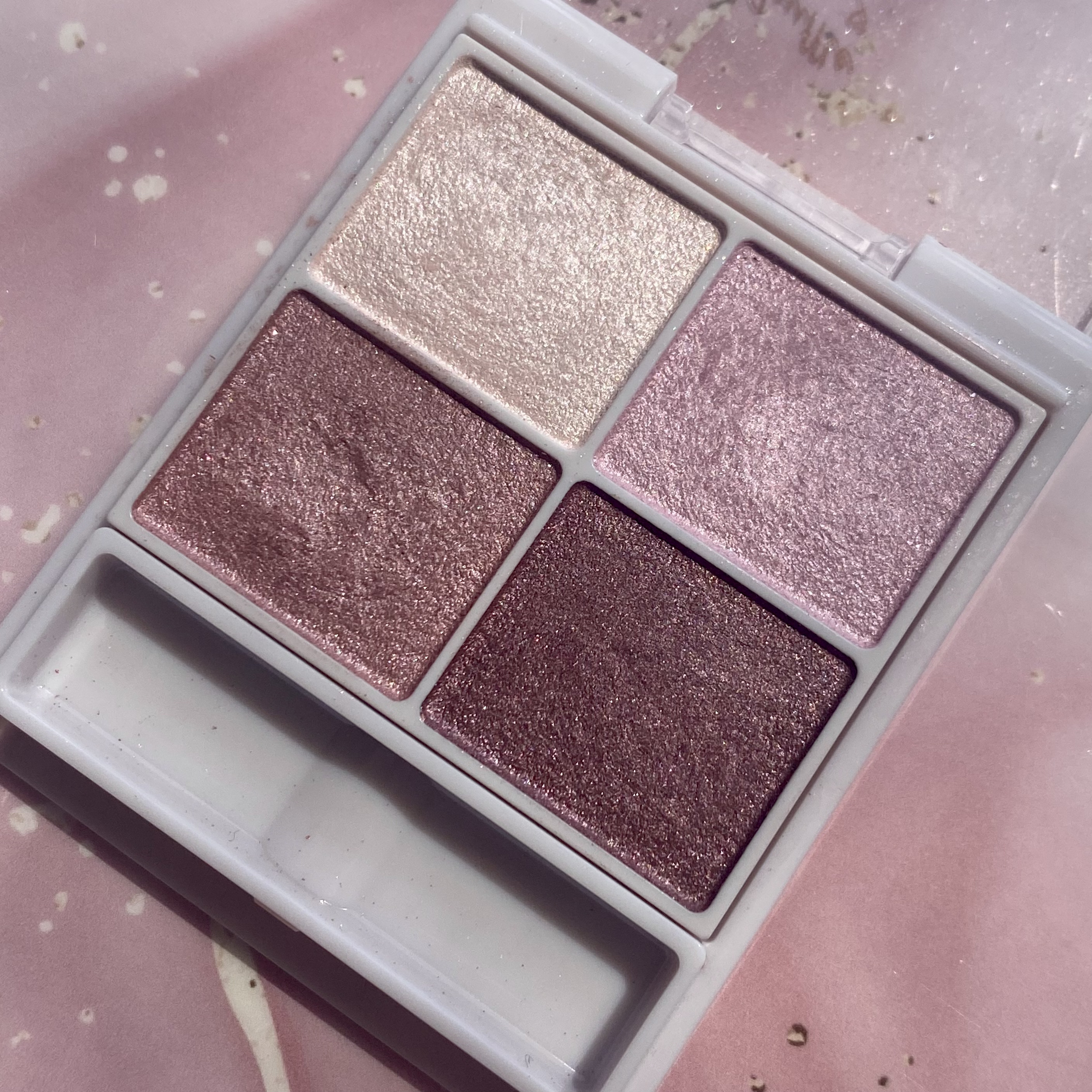 シルキースフレアイズ/キャンメイク/アイシャドウパレットを使ったクチコミ（2枚目）