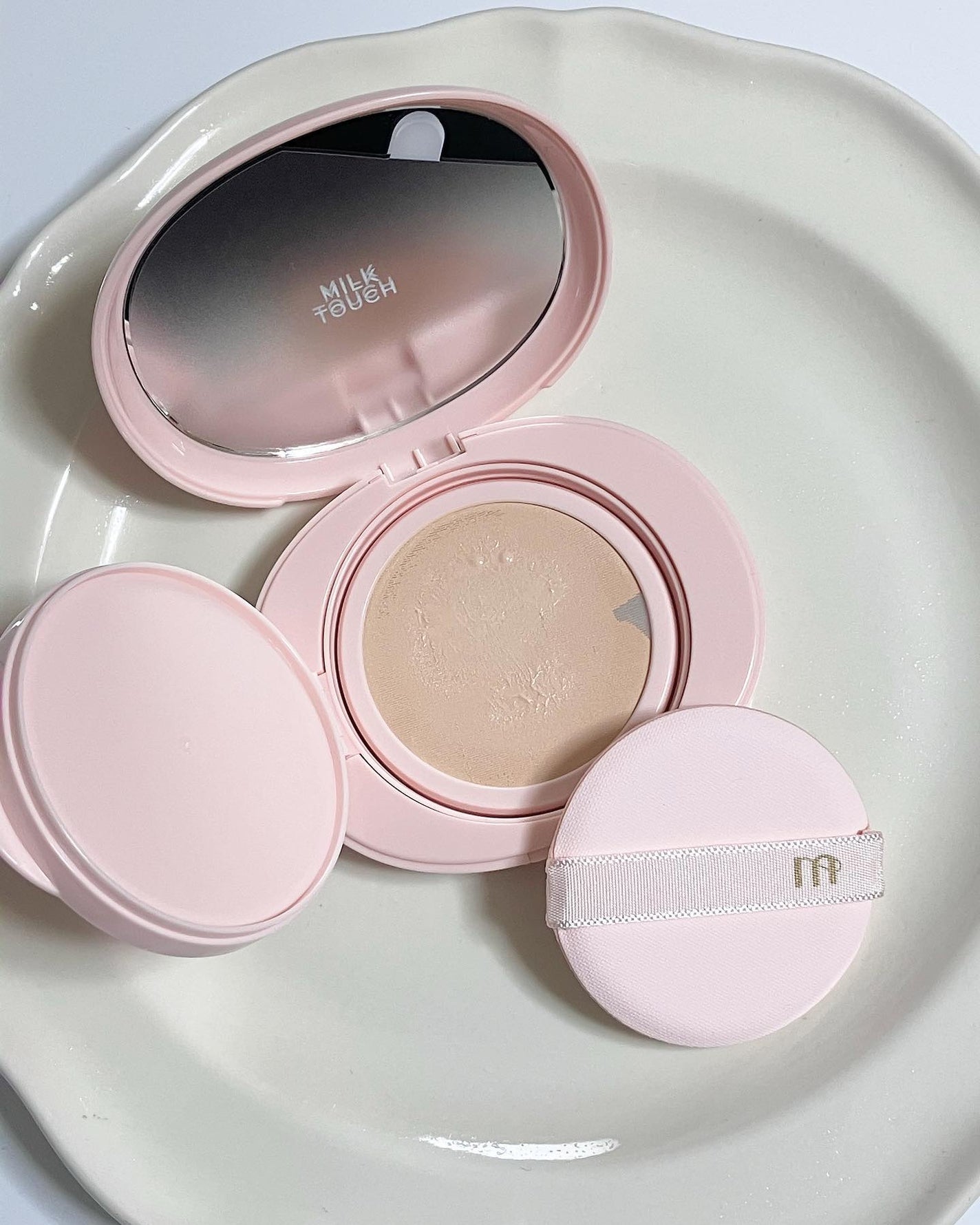 オールデイスキンフィットミルキーグロウクッション/Milk Touch/クッションファンデーションを使ったクチコミ(5枚目)