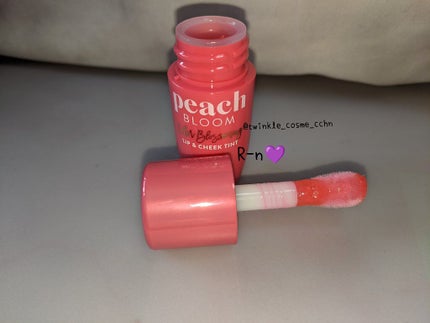ピーチブルーム リップ & チーク ティント/Too Faced/リキッドチークを使ったクチコミ(2枚目)