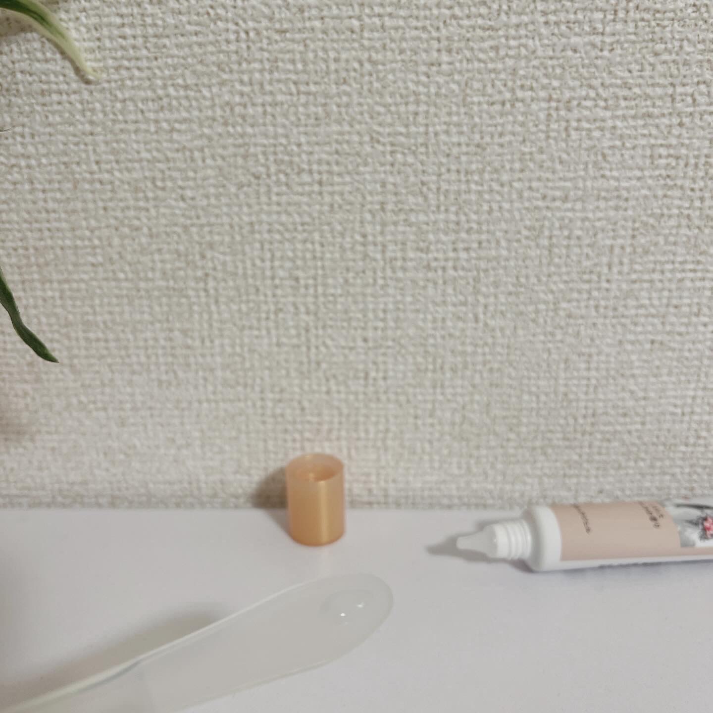 8x4 アロマスイッチ 涼感ネックジェル パリスブーケの香り/８ｘ４/デオドラント・制汗剤を使ったクチコミ（3枚目）