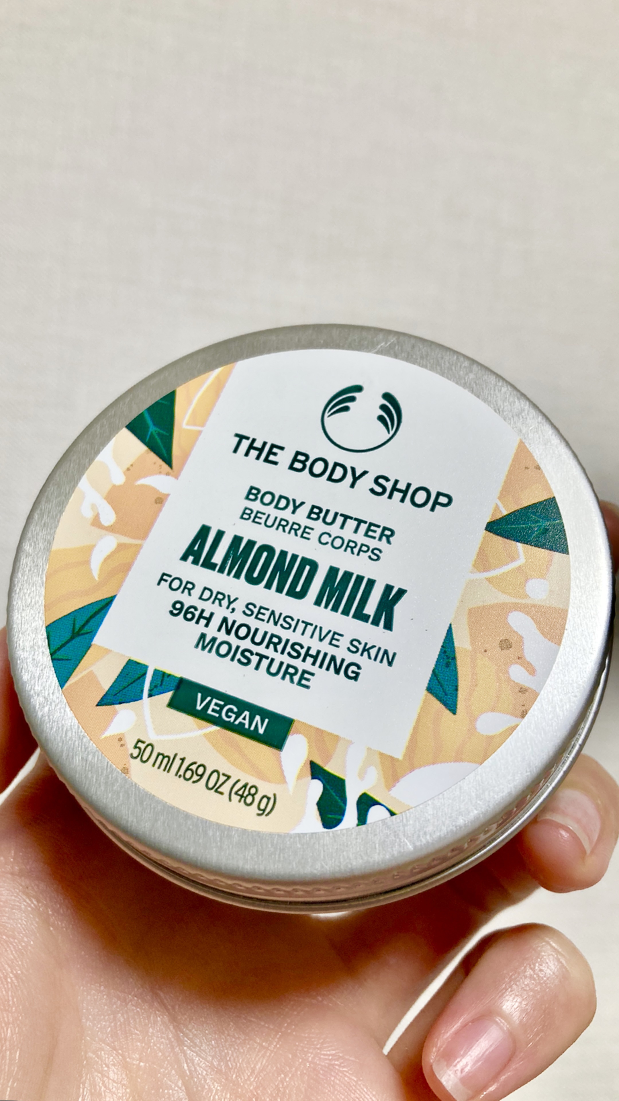 THE BODY SHOP ボディバター アーモンドミルクのクチコミ「ボディバター アーモンドミルク

THE BODY SHOP



アーモンドミルクの香りが
.....」（1枚目）