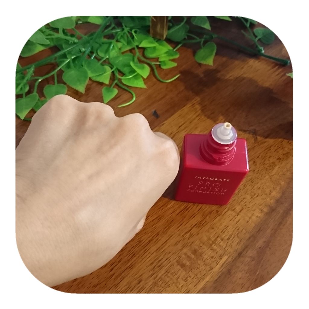 プロフィニッシュリキッド/インテグレート/リキッドファンデーションを使ったクチコミ(3枚目)