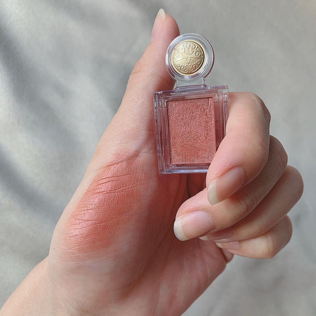 シャドーカスタマイズ/MAJOLICA MAJORCA/単色アイシャドウを使ったクチコミ(1枚目)