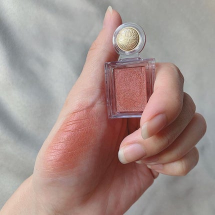 シャドーカスタマイズ/MAJOLICA MAJORCA/単色アイシャドウを使ったクチコミ(1枚目)