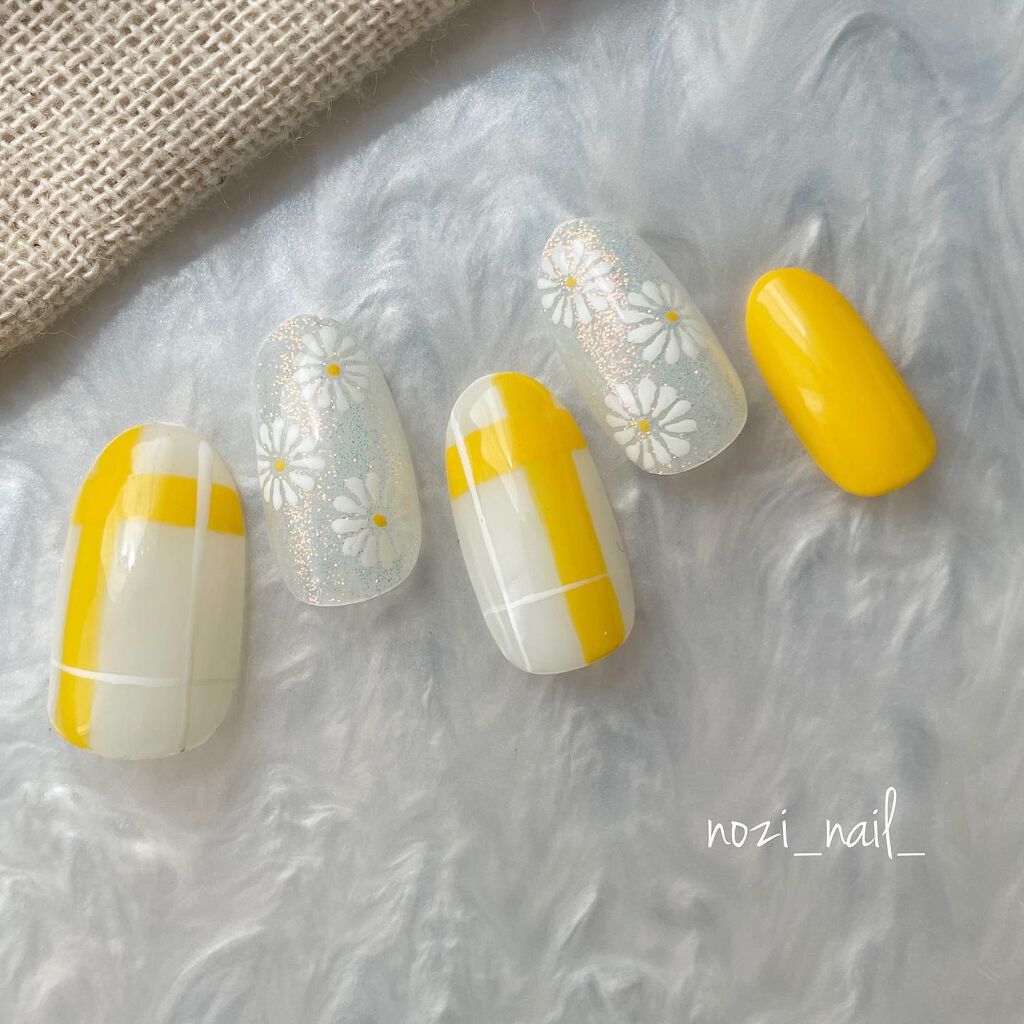 nozi𓆉𓂃 𓈒𓏸◌ on LIPS 「春夏ジェルネイルデザイン🌼
コンセレクト様から
ご提供いただ..」(2枚目)