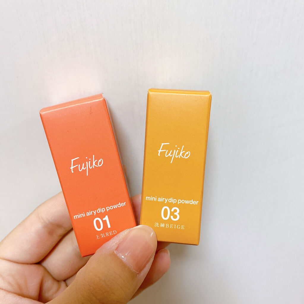 ミニエアリーディップパウダー/Fujiko/単色アイシャドウを使ったクチコミ（1枚目）
