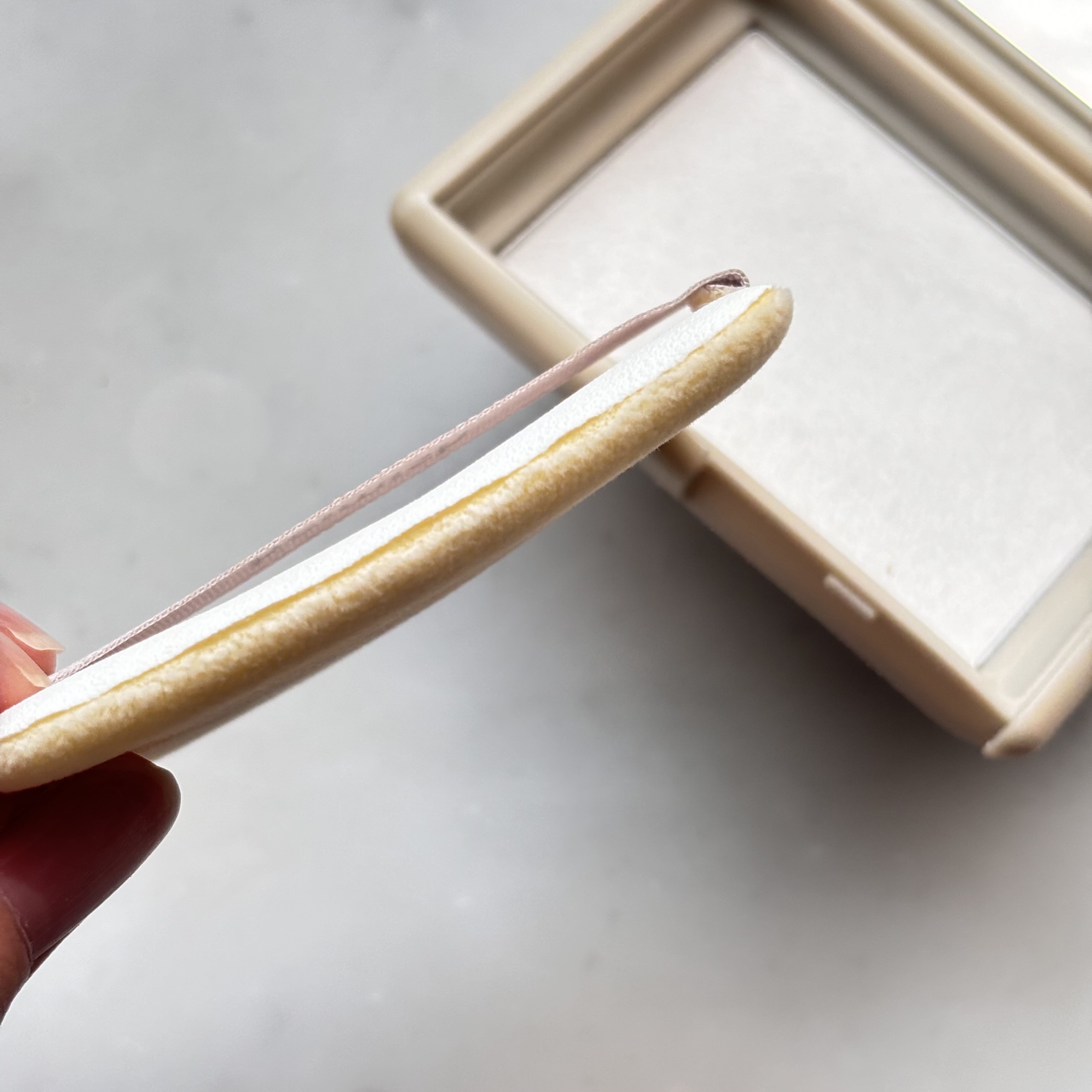 モリンガセラミドセッティングパウダーパクト/heimish/プレストパウダーを使ったクチコミ（3枚目）