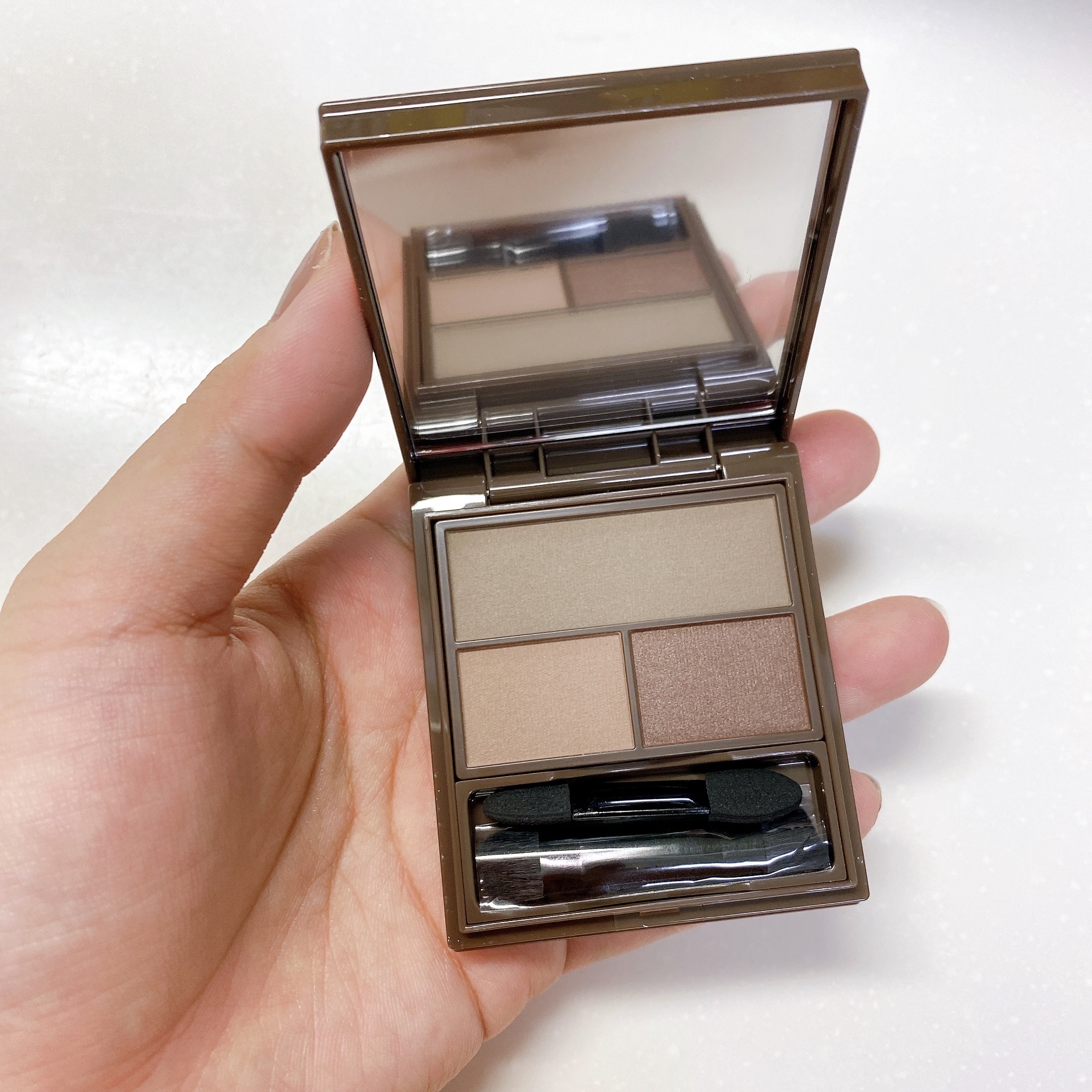 フーミー マルチアイブロウパウダー レッドブラウン/WHOMEE/パウダーアイブロウを使ったクチコミ（1枚目）