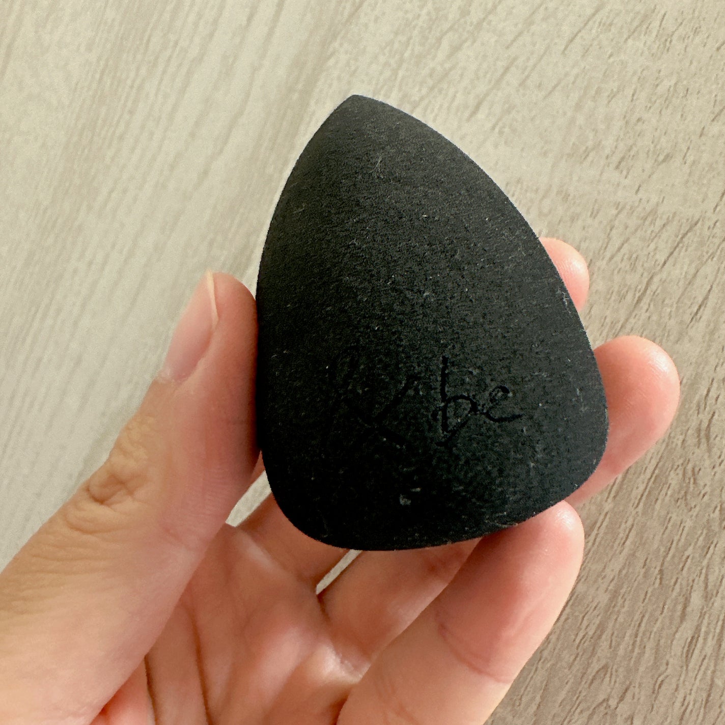 &be ブラックスポンジ/&be/パフ・スポンジを使ったクチコミ(1枚目)