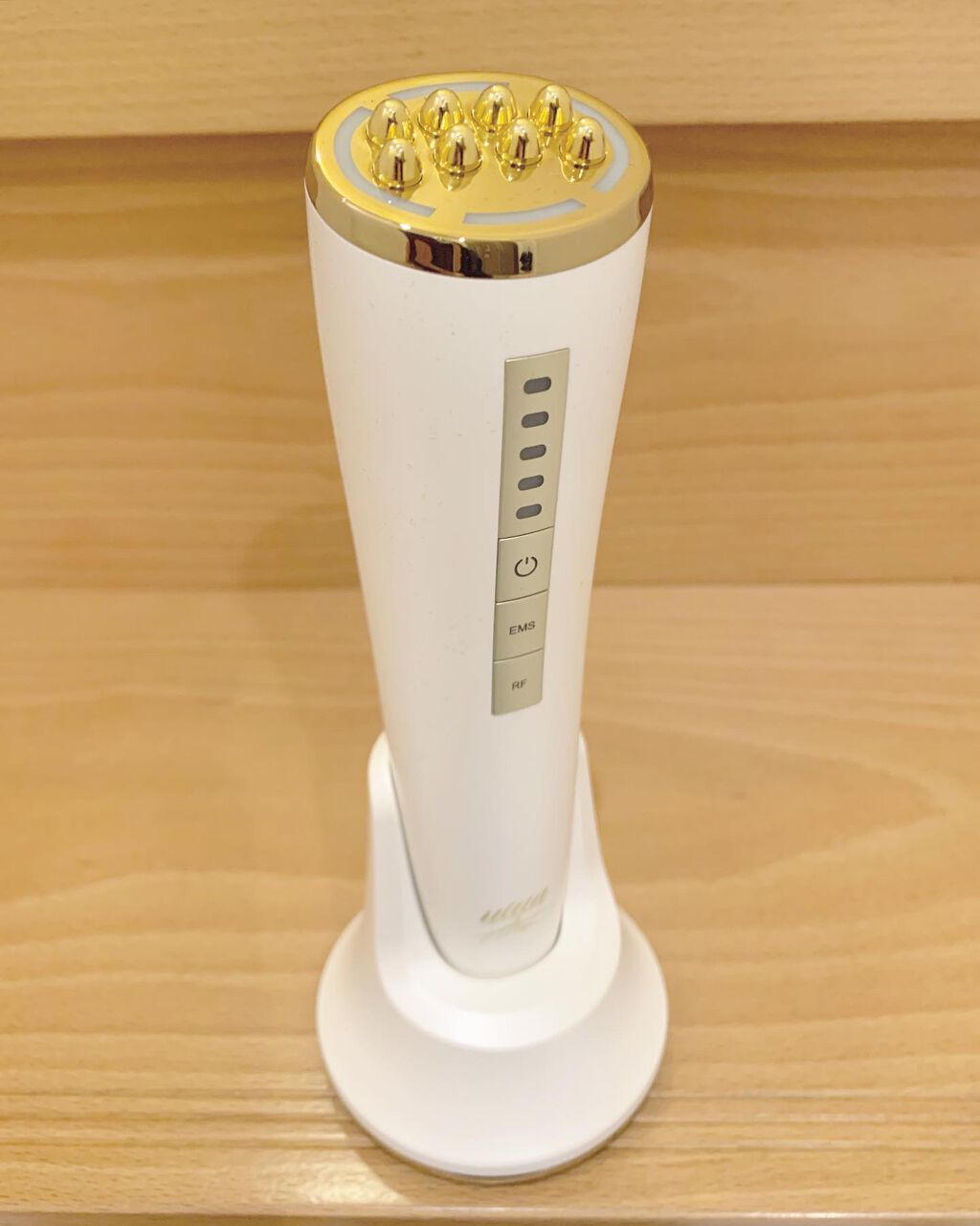 みーちゃん on LIPS 「エミナリフト、これも最近めっちゃ使ってるのですが、肌の調子が良..」(1枚目)