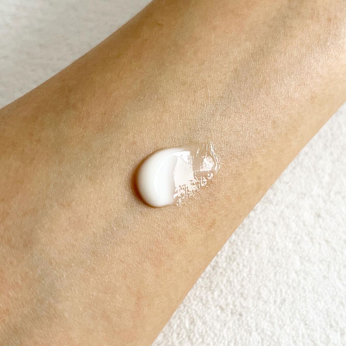 マッサージクリーム /クレアトーン/バスト・ヒップケアを使ったクチコミ(2枚目)