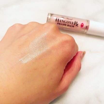 ~トゥー フェイスド ハングオーバー~ ピロー バーム リップ トリートメント/Too Faced/リップ美容液を使ったクチコミ(4枚目)