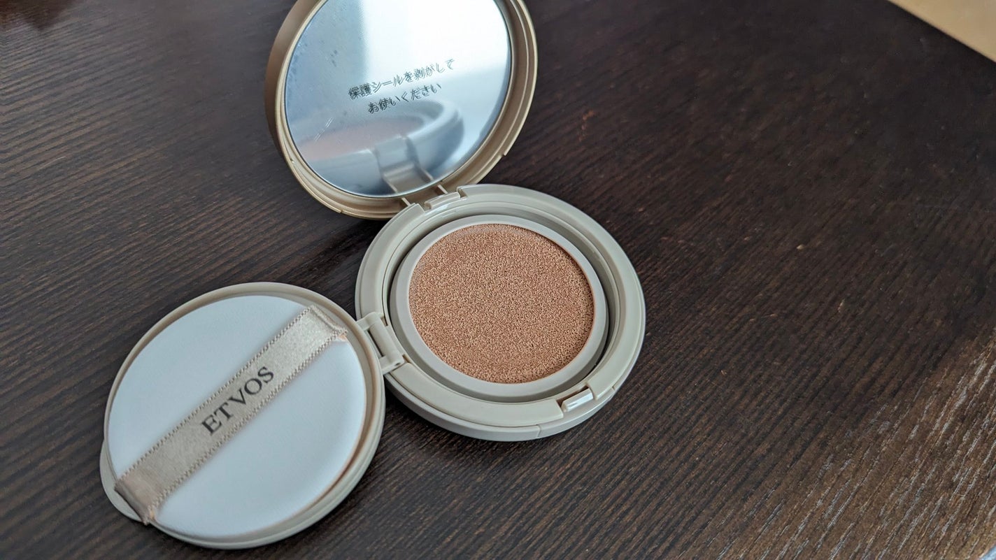 ミネラルグロウスキンクッション/エトヴォス/クッションファンデーションを使ったクチコミ(1枚目)