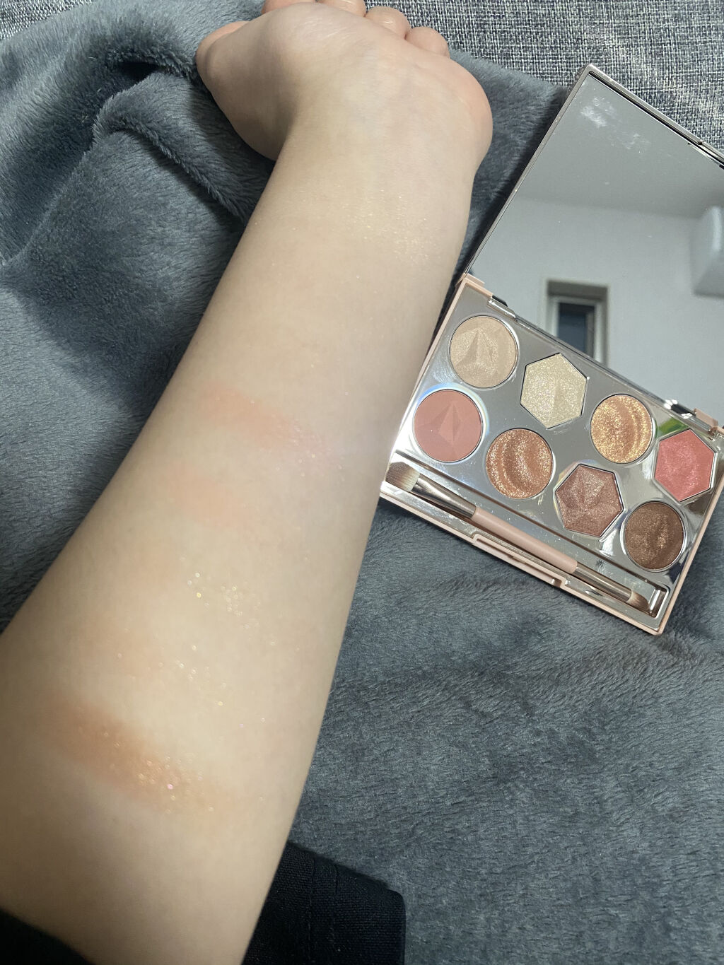 プリズム エアー アイ パレット/CLIO/アイシャドウパレットを使ったクチコミ（3枚目）