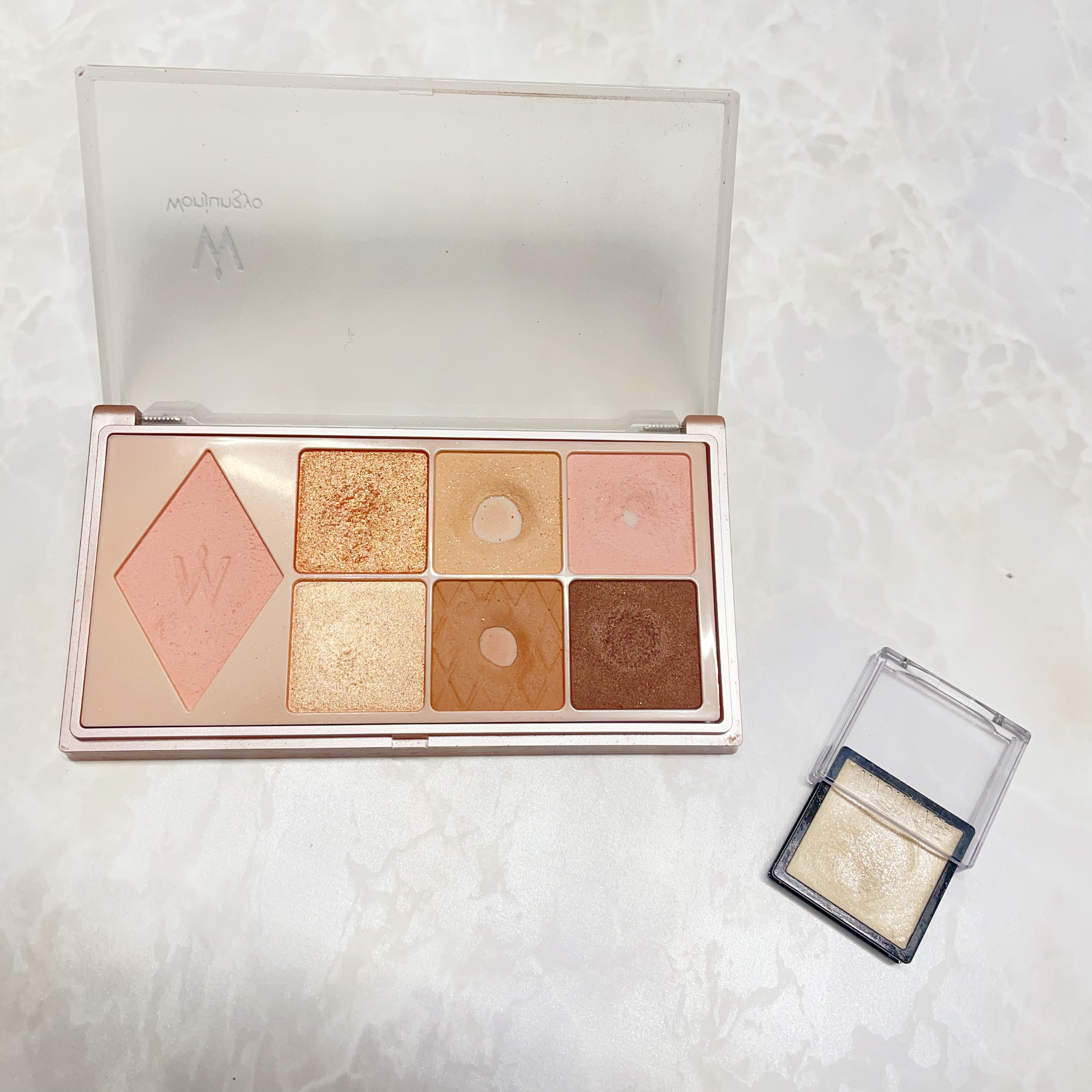 ドラマティックアイカラー (パウダー)/(クリーム) WT901 スノーボール/マキアージュ/アイシャドウパレットを使ったクチコミ（1枚目）