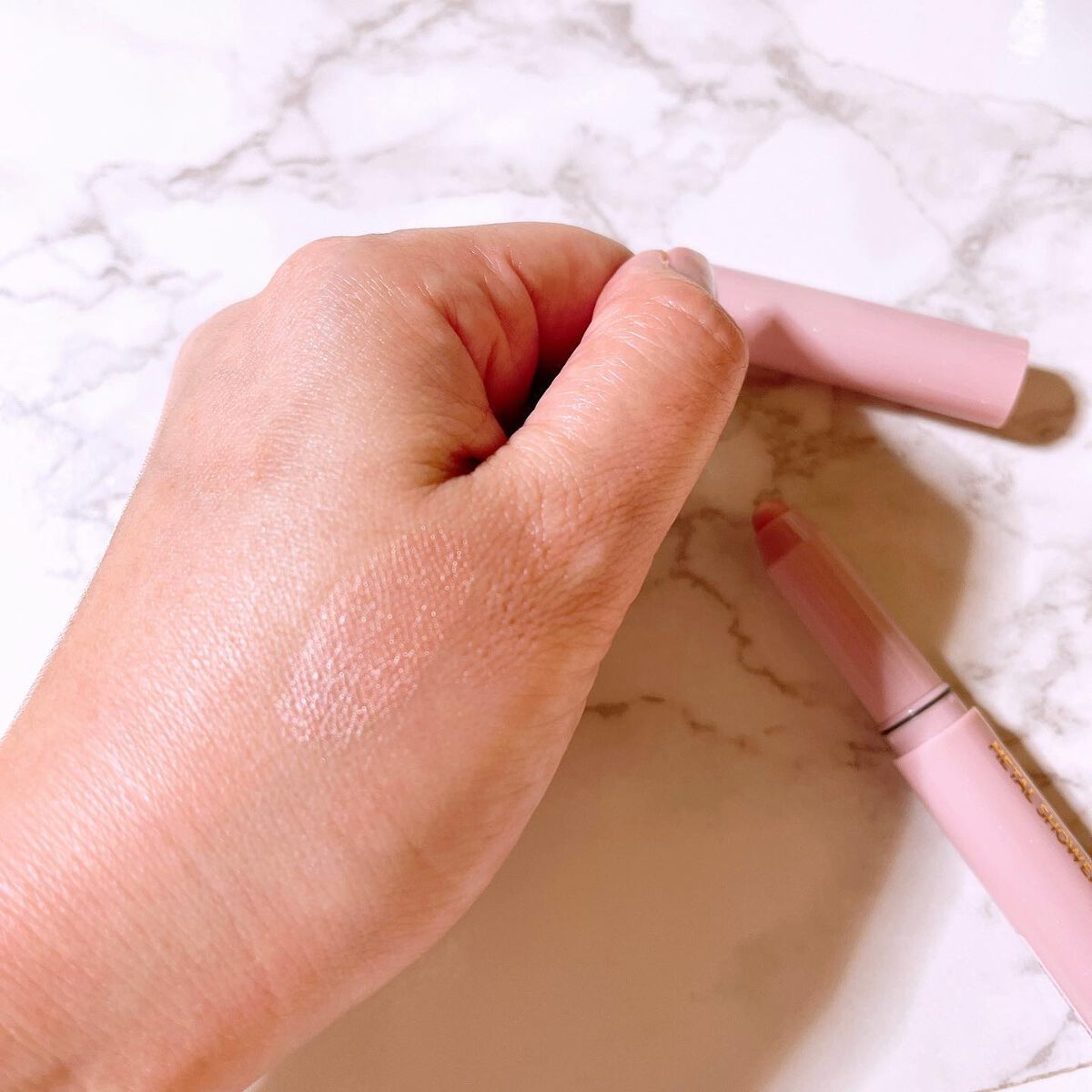 ウォンジョンヨ　メタルシャワーペンシル/Wonjungyo/スティックアイシャドウを使ったクチコミ（3枚目）