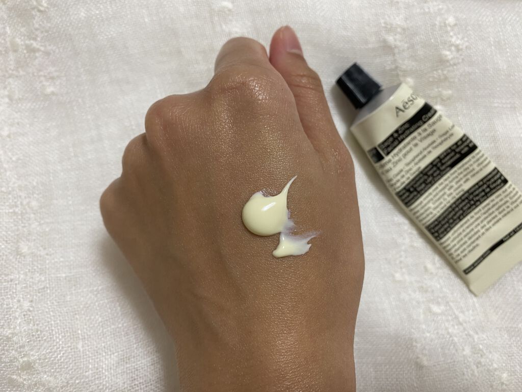 フェイシャルハイドレーティングクリームSPF15/Aesop/化粧下地を使ったクチコミ（3枚目）
