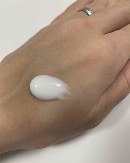 ピオニー フェアリーハンドクリーム/L'OCCITANE/ハンドクリームを使ったクチコミ(3枚目)