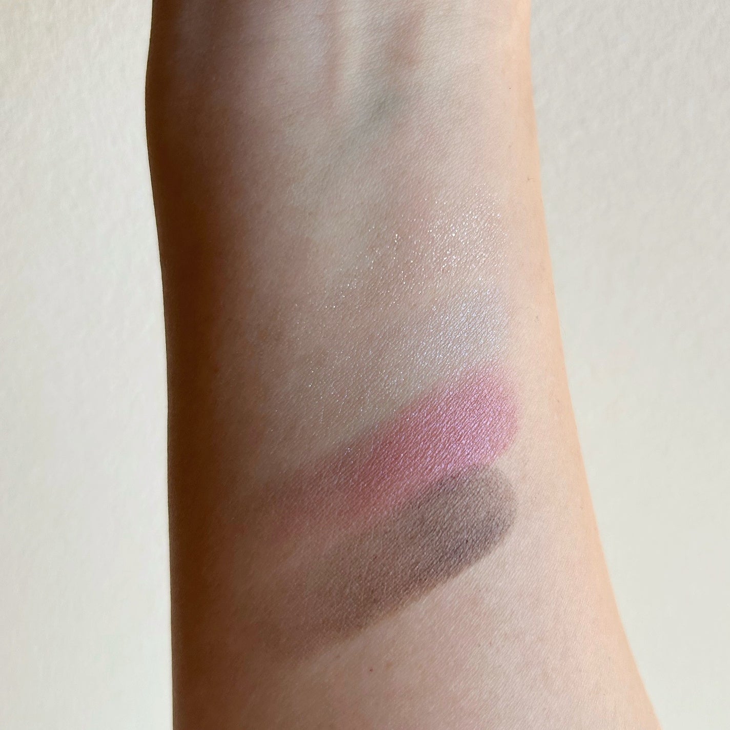 シグニチャー カラー アイズ/SUQQU/アイシャドウパレットを使ったクチコミ(3枚目)