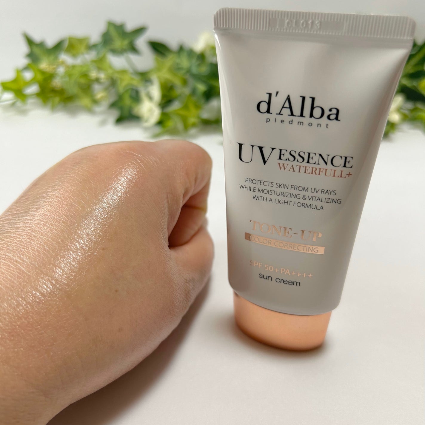 ウォータフルトーンアップサンクリーム/ダルバ/日焼け止めクリームを使ったクチコミ(4枚目)