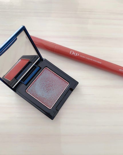 ラズル アイカラー/エレガンス ラズル /単色アイシャドウを使ったクチコミ(3枚目)