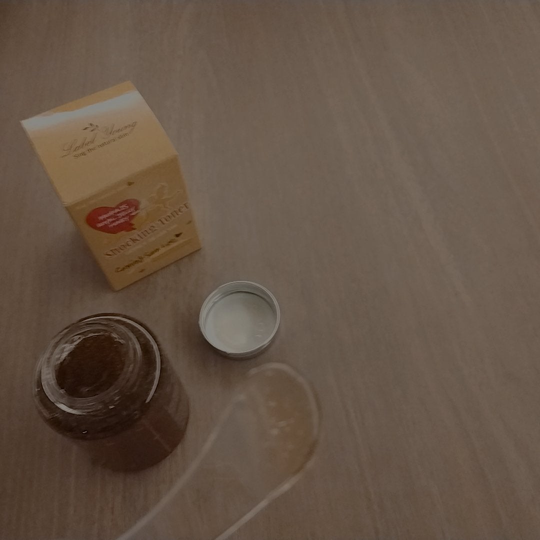 mcgroupakiko on LIPS 「光老化のスイッチをオフにして、朝も夜も1本でハニー、ローヤルゼ..」(7枚目)