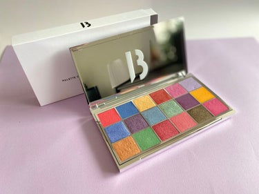 Prismic Eyeshadow Palette 18 Colours/BYREDO/パウダーアイシャドウを使ったクチコミ（2枚目）