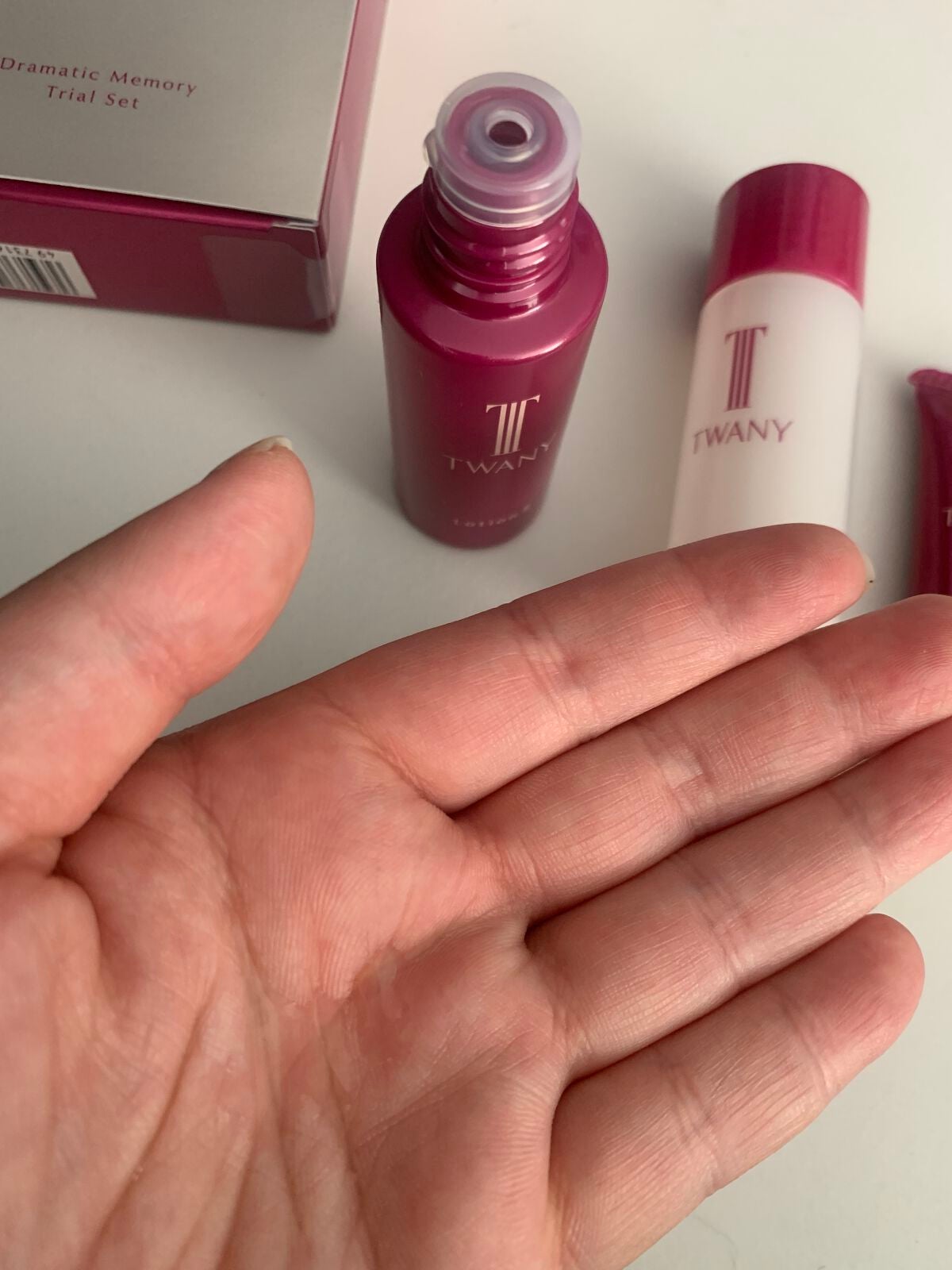 S on LIPS 「トワニー ドラマティックメモリー トライアルセットトワニーさま..」(2枚目)