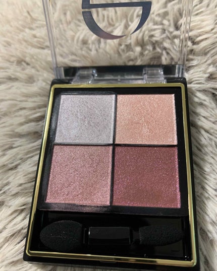 リアルクローズシャドウ/excel/アイシャドウパレットを使ったクチコミ(2枚目)