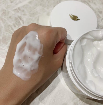 ダヴ クリームボディウォッシュ ジョイアスグロウ/ダヴ/ボディソープを使ったクチコミ(3枚目)