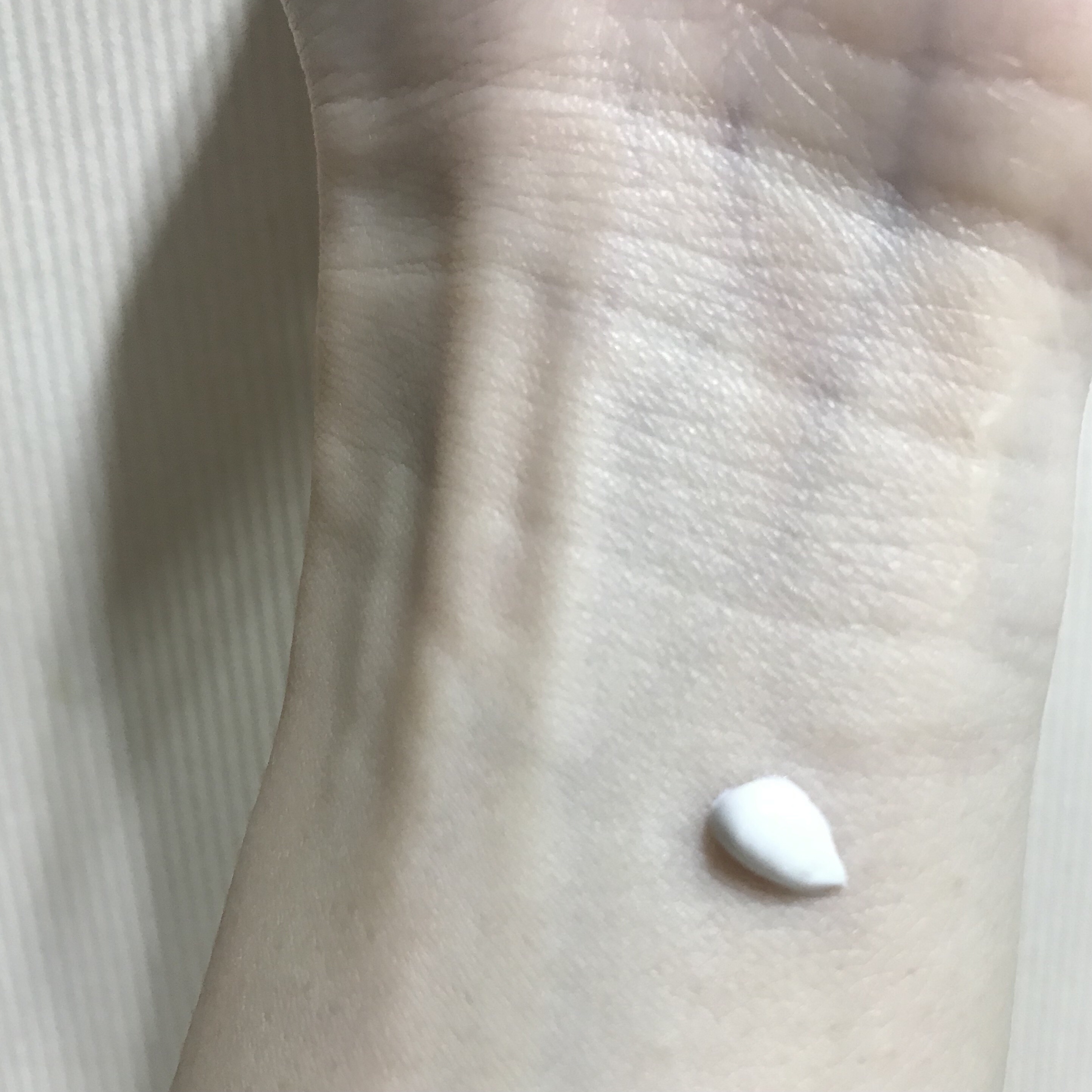 パンテノールバリアサンクリーム(日焼け止め)SPF50+ PA++++/COSNORI/日焼け止めクリームを使ったクチコミ（2枚目）