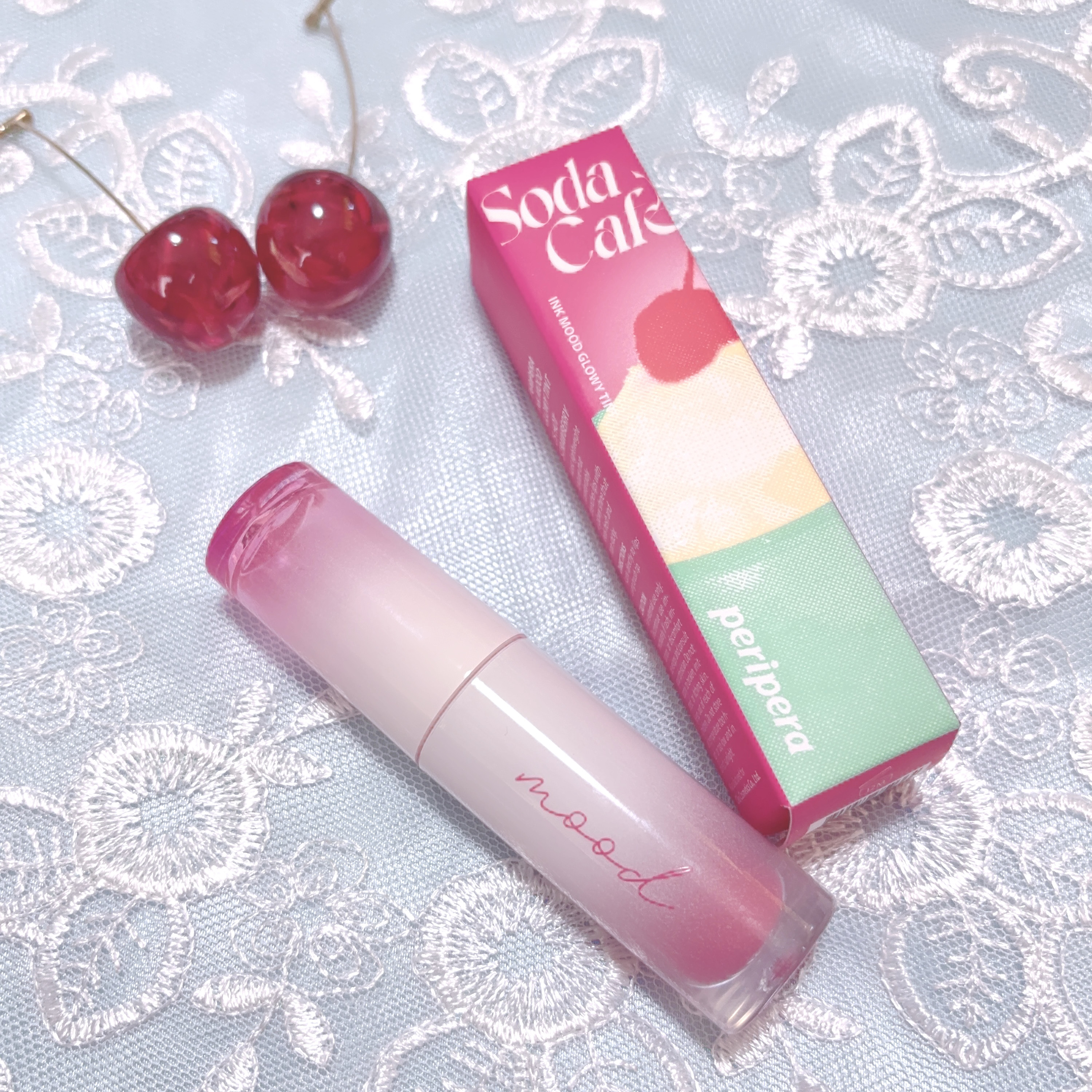 ペリペラ インク ムード グロイ ティント 25 HOT STRAWBERRY/PERIPERA/リップティントを使ったクチコミ（2枚目）